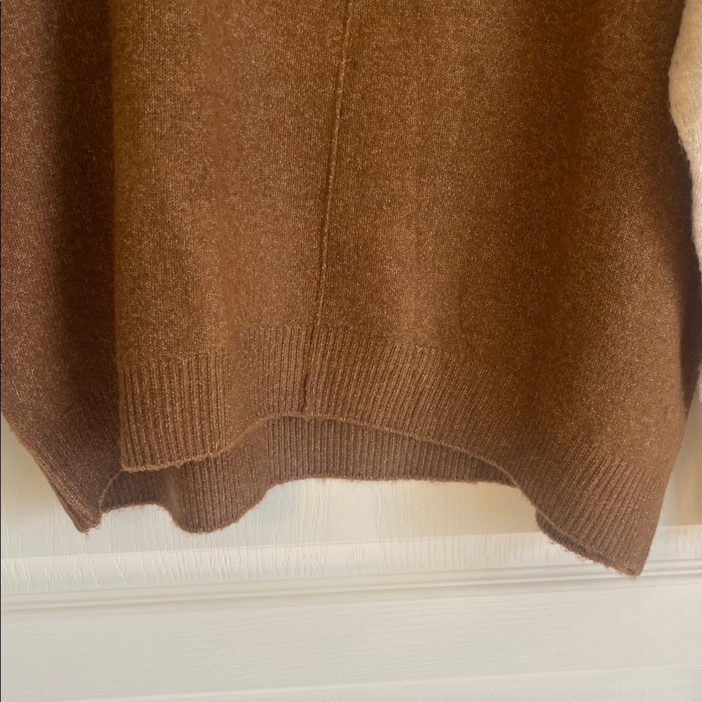 Vince Camuto Brown and Cream Crewneck Sweater - Picture 3 of 7